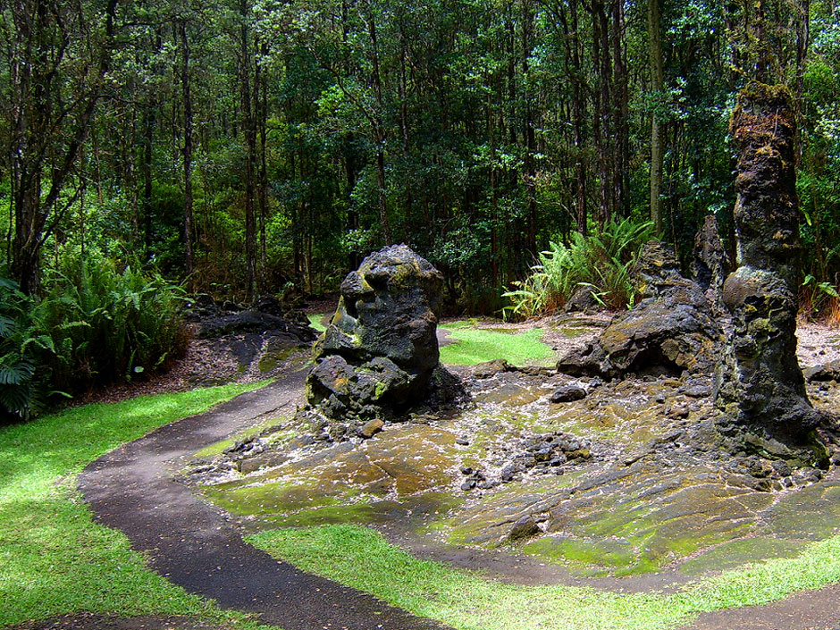 Adventures lava tree park
